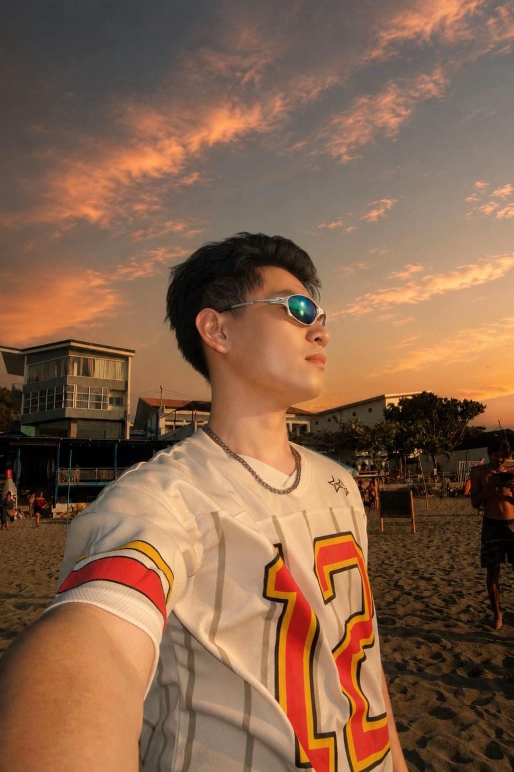 Post 3 by eckoricabar on TikTok (video)