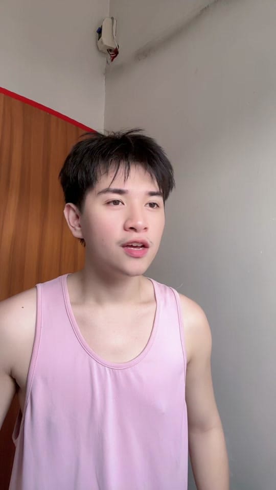 Post 2 by eckoricabar on TikTok (video)