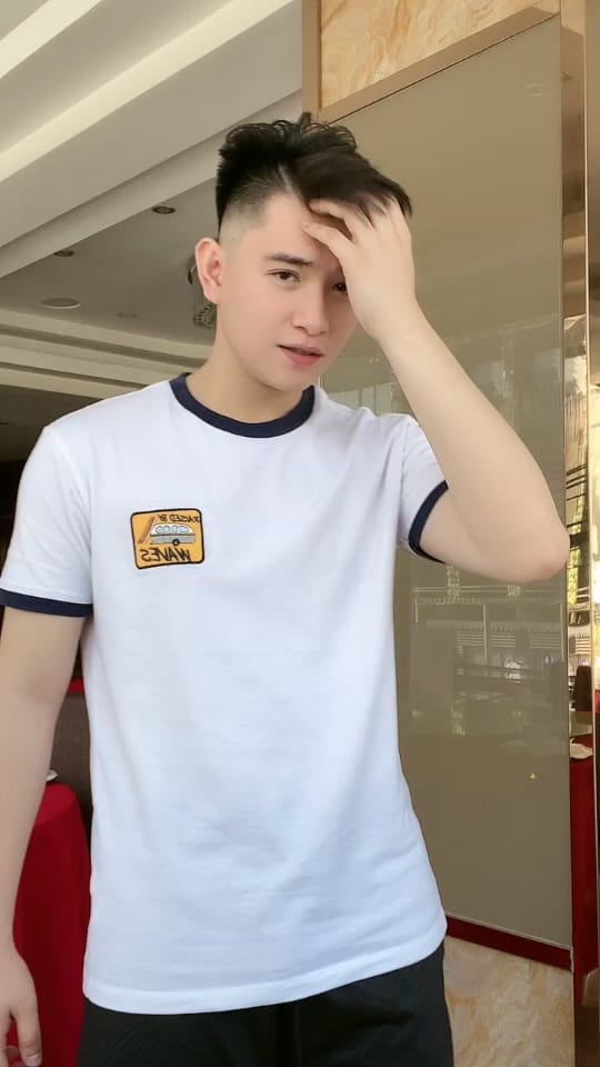 Post 10 by eckoricabar on TikTok (video)