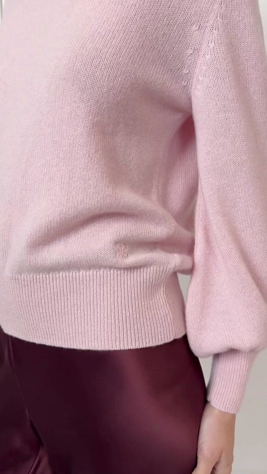 Post 8 by Sinead Keary The Label on TikTok (video)