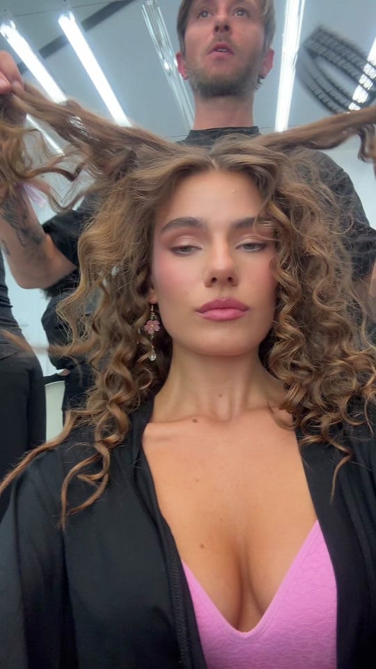 Post 2 by Luisaaa on TikTok (video)