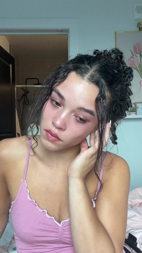 Post 10 by .aleahlynn on TikTok (video)