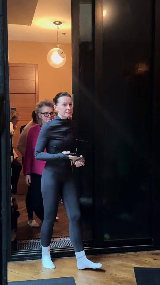 Post 7 by Pearls and Paris on TikTok (video)