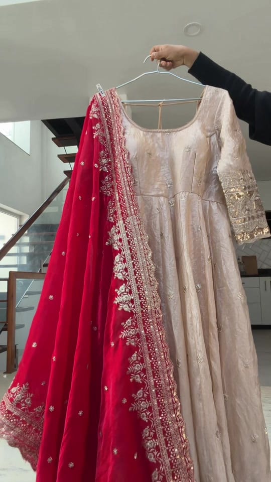 Post 9 by Essentials3 on TikTok (video)