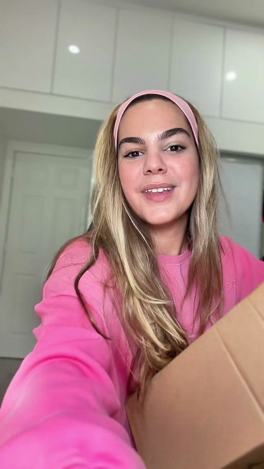 Post 1 by lavishblondee on TikTok (video)