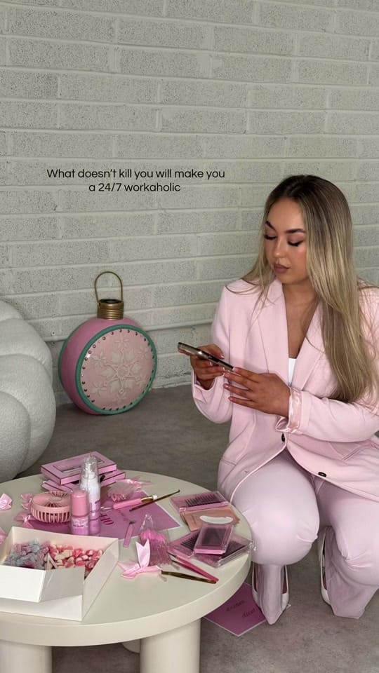 Post 5 by KF_LASHES on TikTok (video)