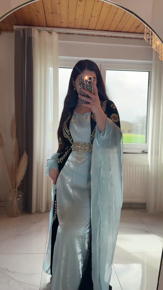 Post 4 by Kurdish_dresses on TikTok (video)