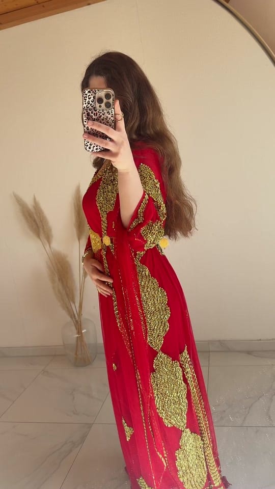 Post 1 by Kurdish_dresses on TikTok (video)
