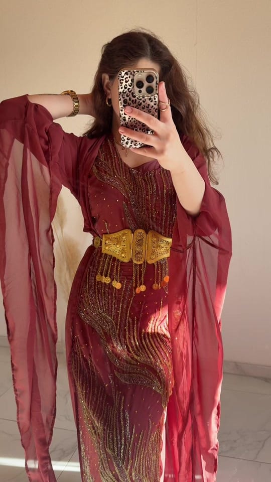 Post 2 by Kurdish_dresses on TikTok (video)