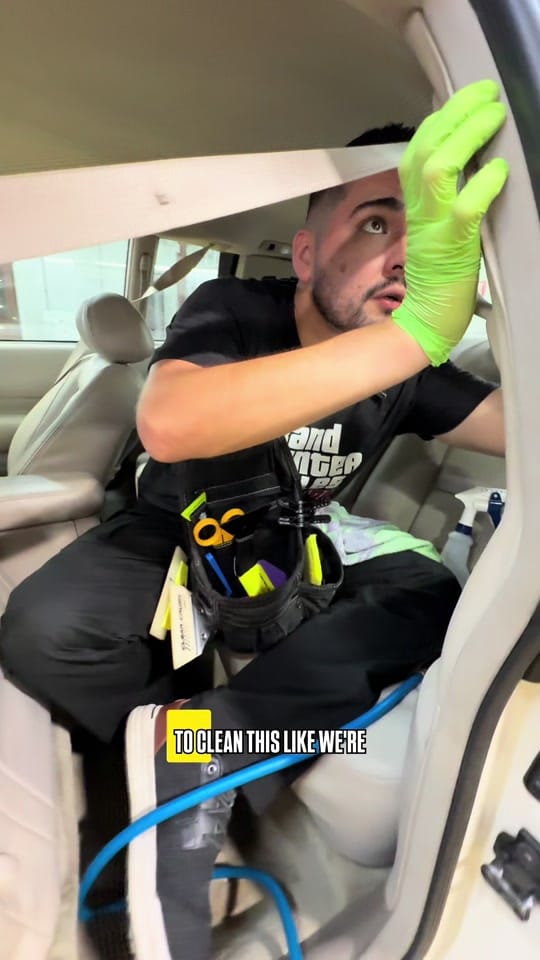 Post 7 by Carlos Olazaba on TikTok (video)