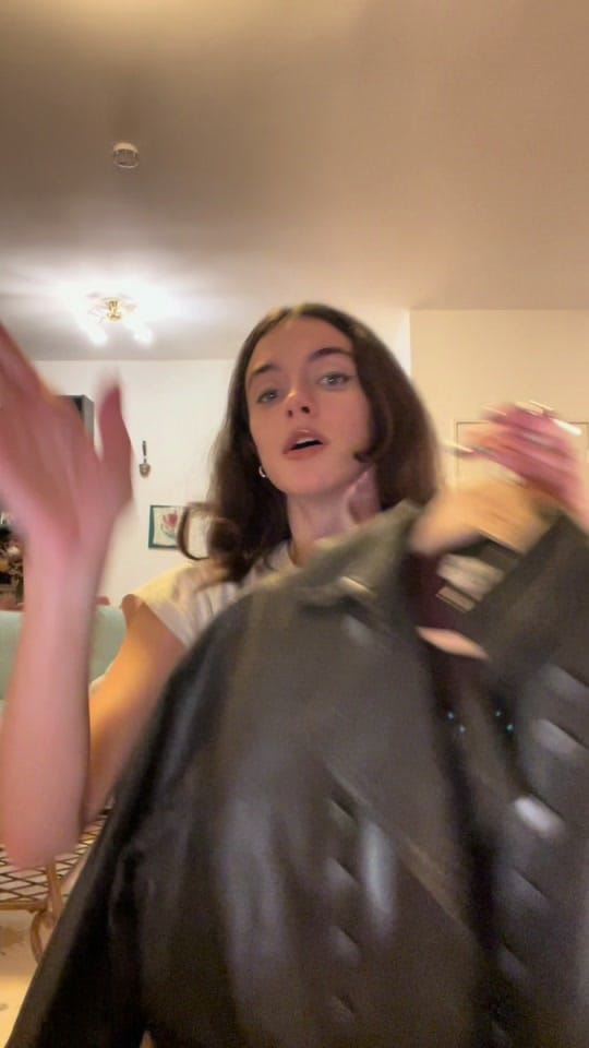 Post 10 by Celeste Aria on TikTok (video)