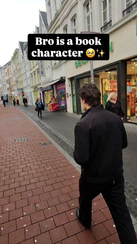 Post 8 by 𝙔𝙤𝙪𝙨𝙖𝙛 𝘿𝙖𝙬𝙖𝙧 🐣 on TikTok (video)