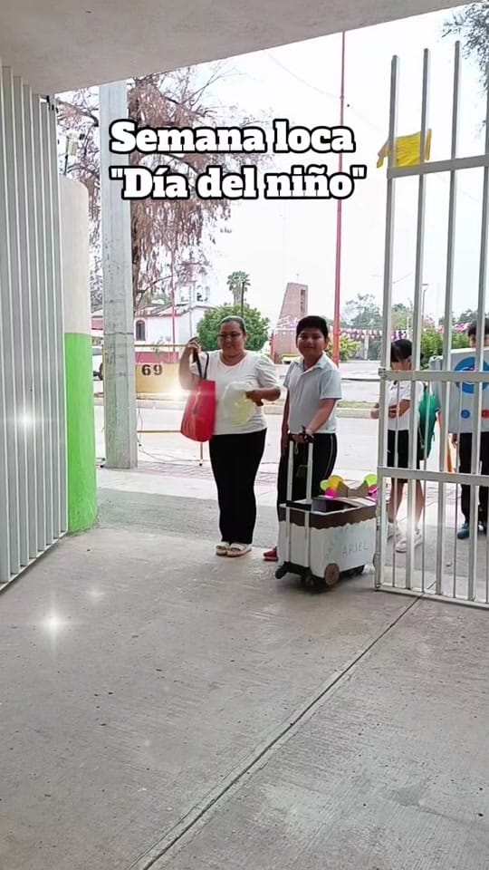 Post 5 by Clases de bajo presupuesto. on TikTok (video)