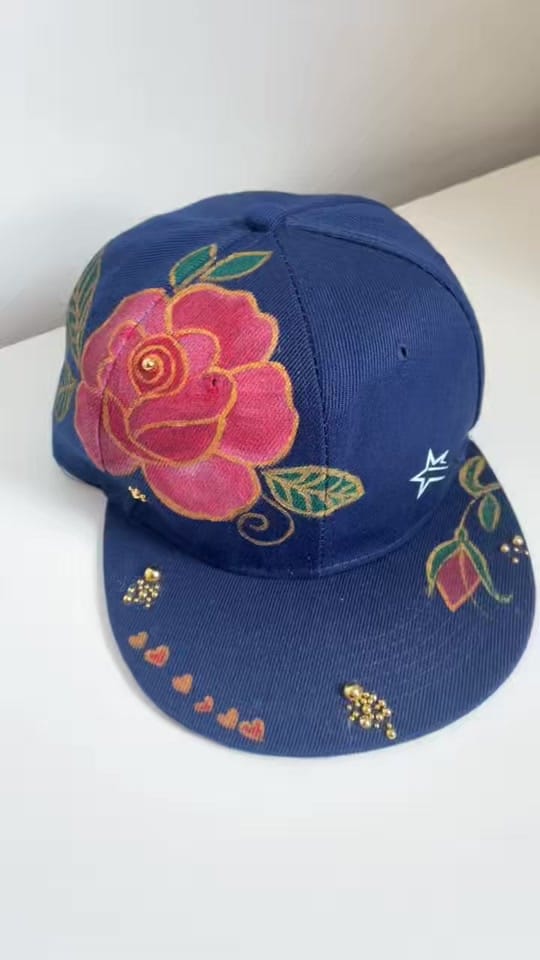 Post 2 by Henna Mehndi Edinburgh on TikTok (video)