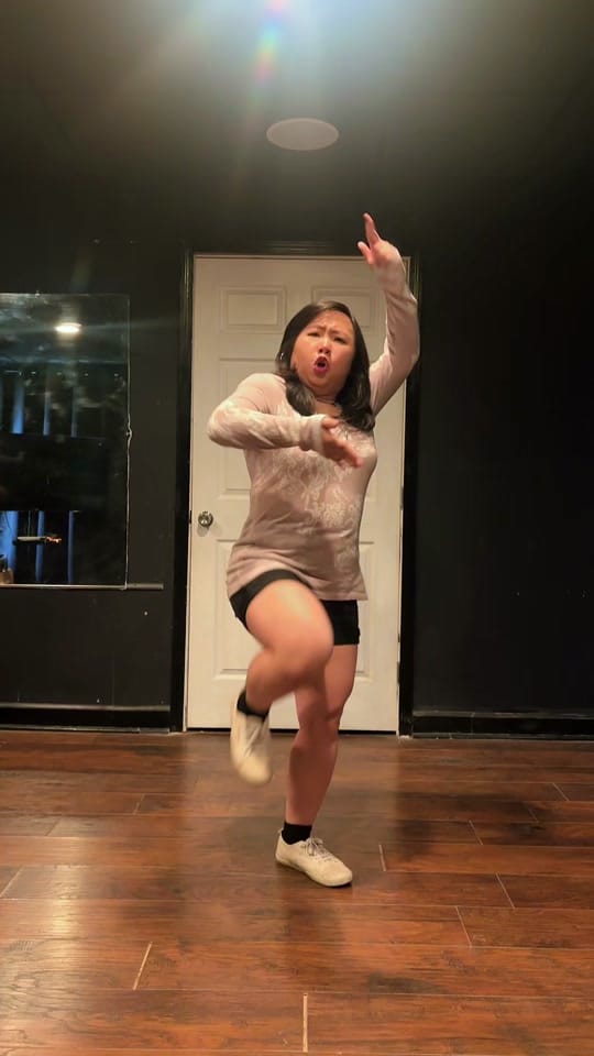 Post 2 by ₊✩‧₊˚౨ Trinh ৎ˚₊✩‧₊ on TikTok (video)