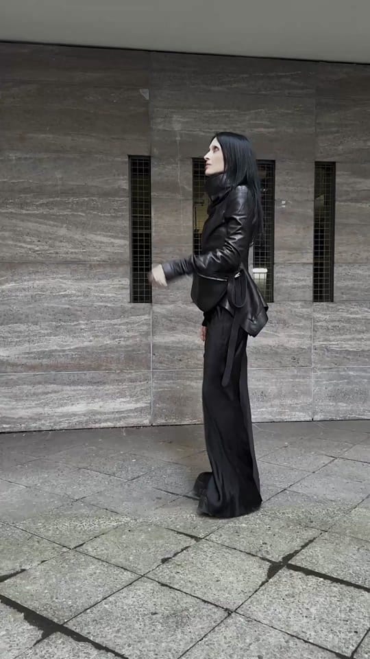Post 7 by sofa_oblina on TikTok (video)