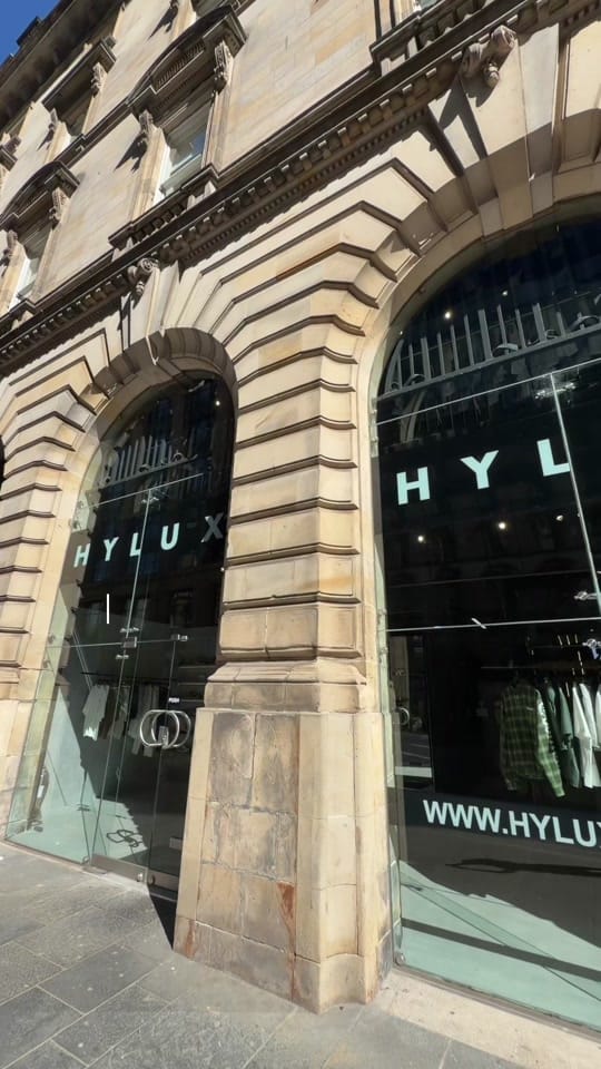 Post 4 by HYLUXCLOTHING on TikTok (video)