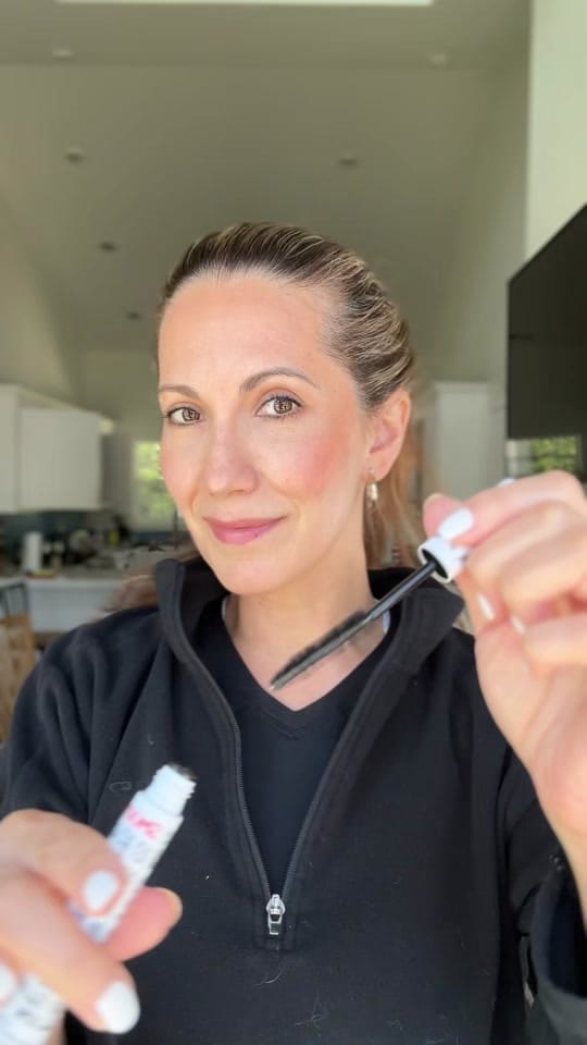 Post 4 by vaneberlinfinds on TikTok (video)