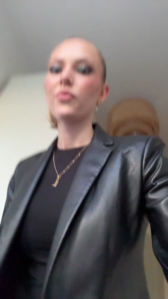 Post 7 by Lisa🧸 on TikTok (video)