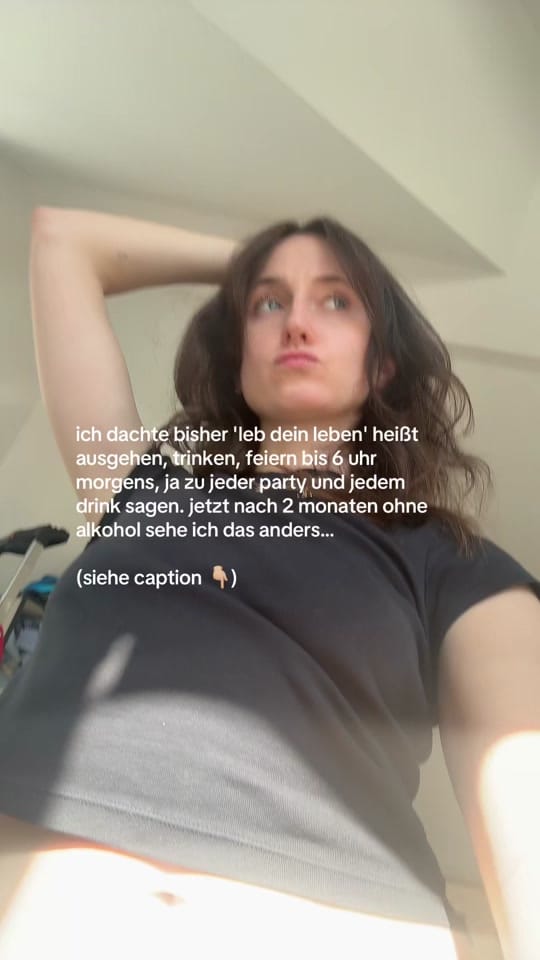 Post 3 by Polly on TikTok (video)