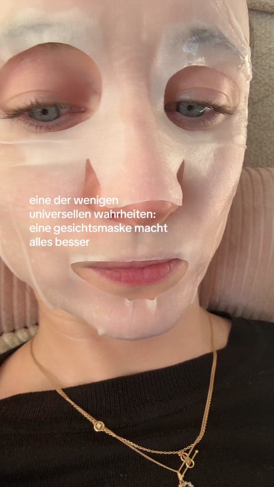 Post 2 by Polly on TikTok (video)