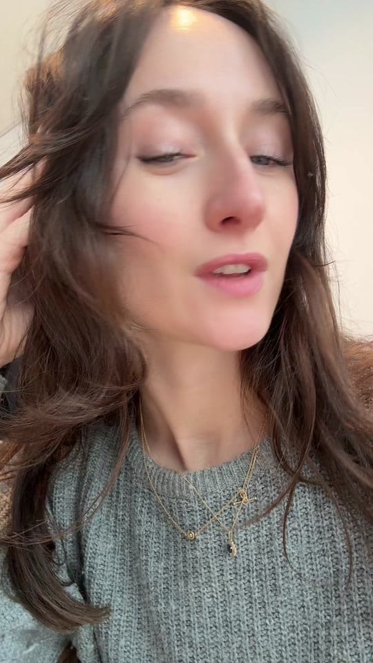 Post 4 by Polly on TikTok (video)
