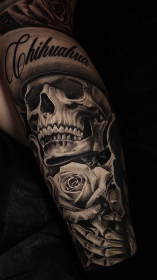 Post 2 by Roberttattoos_ on TikTok (video)