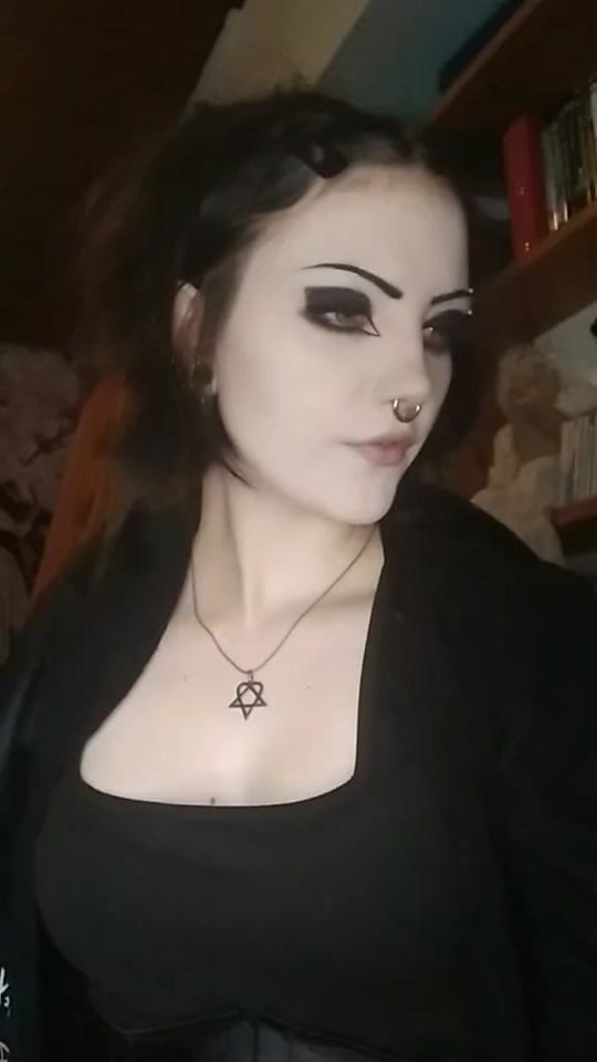 Post 6 by frakensteinsMonster on TikTok (video)