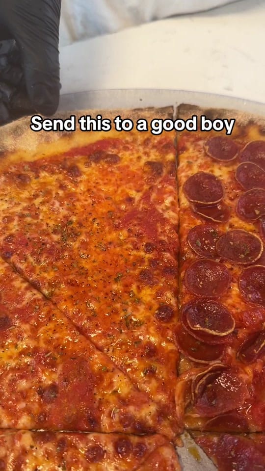 Post 10 by Pizzasanity on TikTok (video)