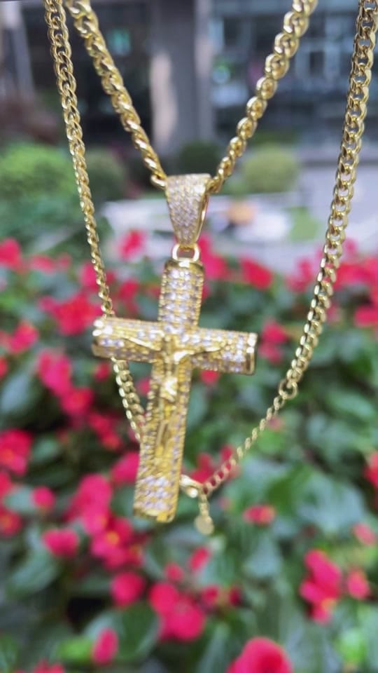 Post 8 by DRIPLAB-JEWELRY on TikTok (video)