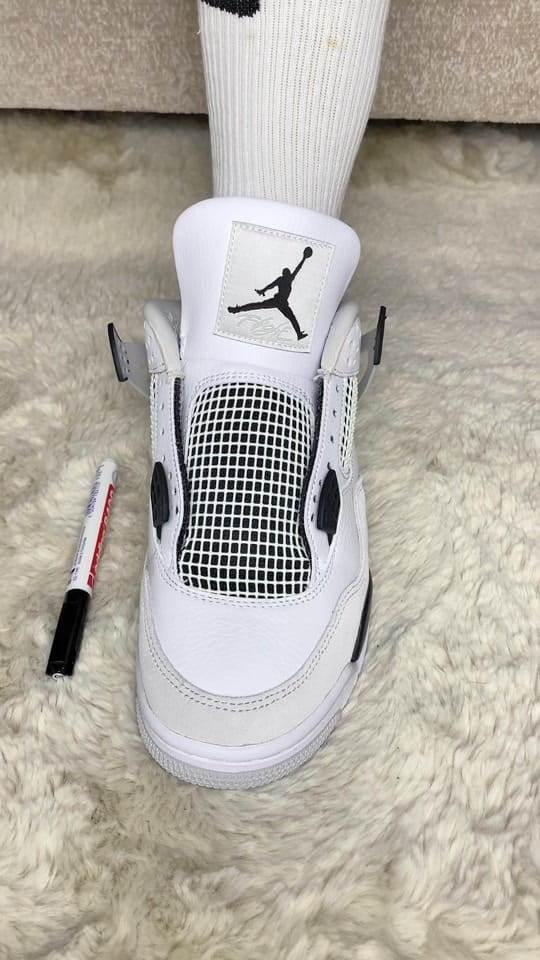 Post 7 by Sneakertime94 on TikTok (video)