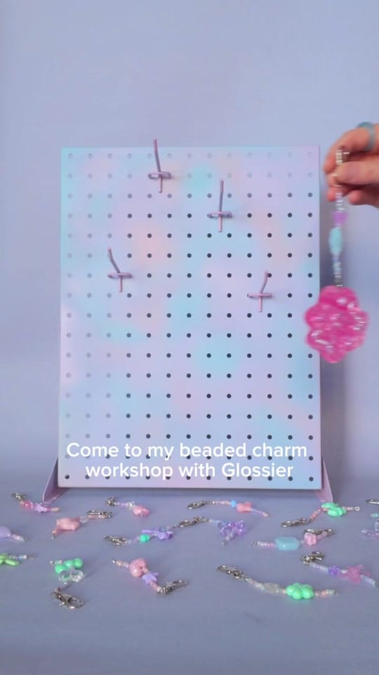Post 6 by Sebastian Sochan on TikTok (video)