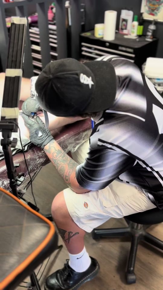 Post 5 by Ethan Deery on TikTok (video)
