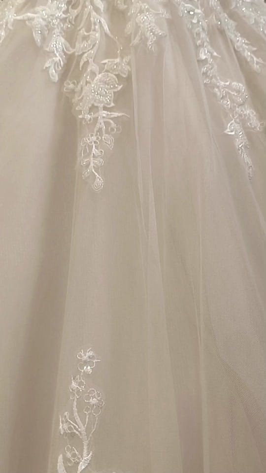 Post 9 by Essence Novias on TikTok (video)