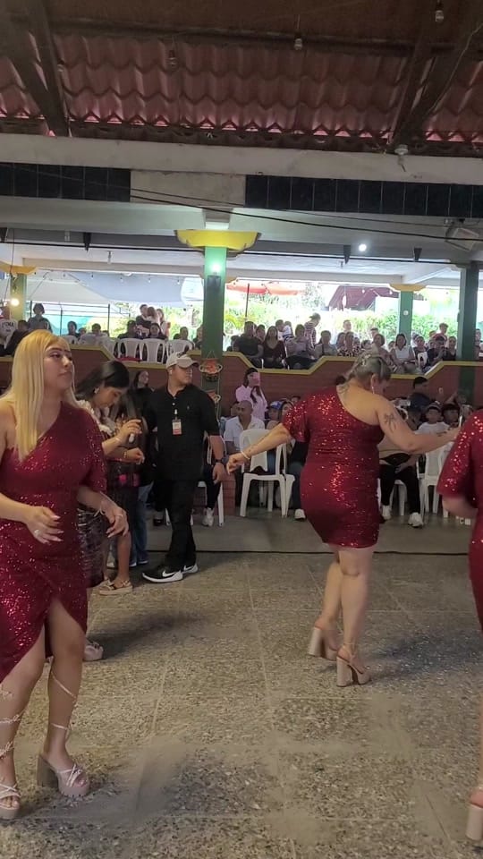 Post 1 by Contacto Chapin on TikTok (video)
