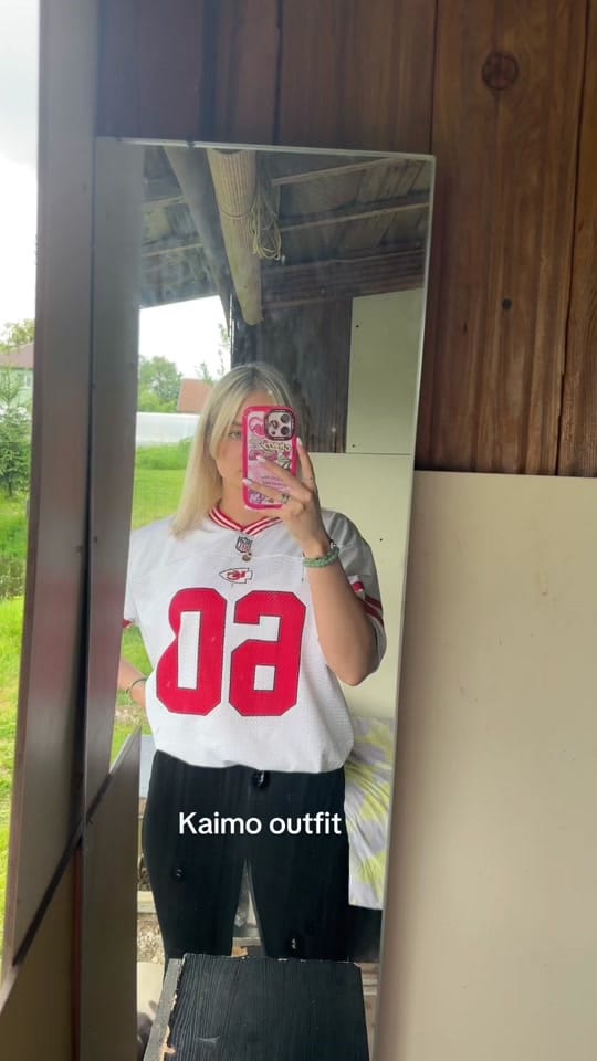 Post 2 by ellie.b on TikTok (video)