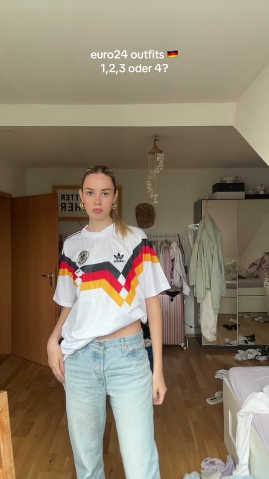 Post 9 by Helena | Miss Universe 🇩🇪 23 on TikTok (video)
