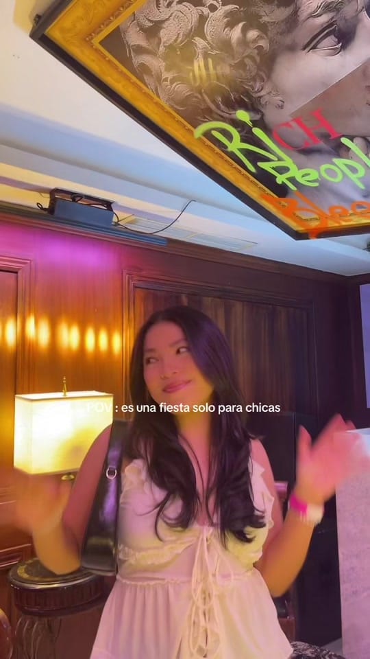 Post 4 by Maria Flores on TikTok (video)