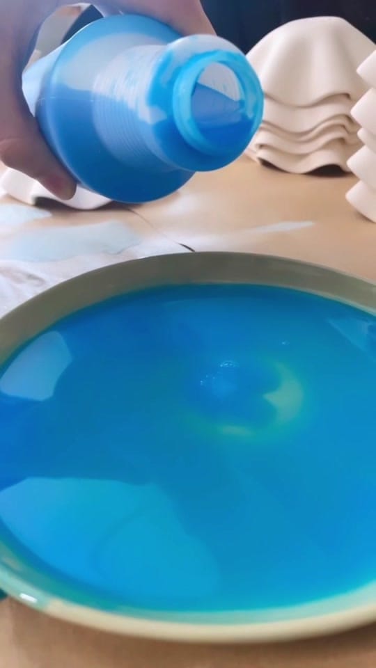 Post 9 by 🦢 Susan Gordon Pottery on TikTok (video)
