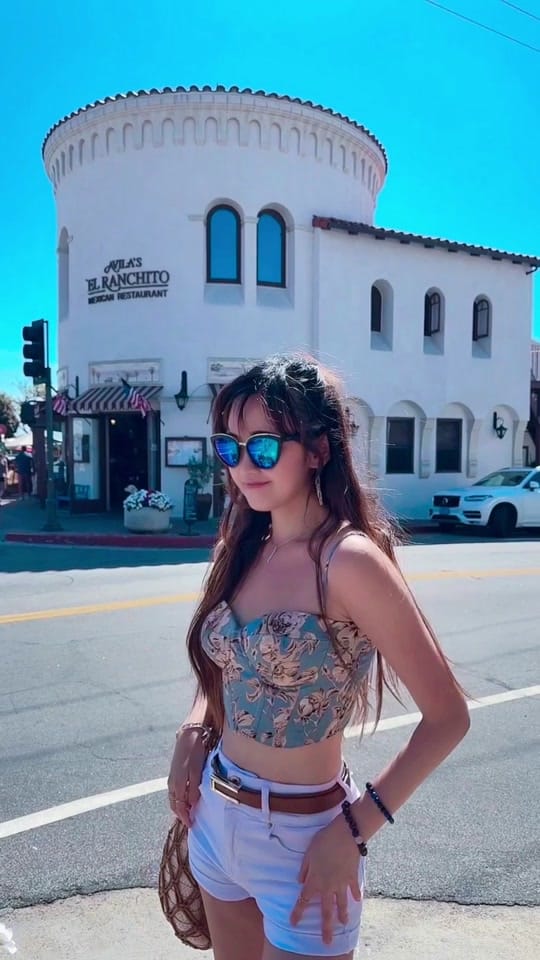Post 8 by Sica C on TikTok (video)