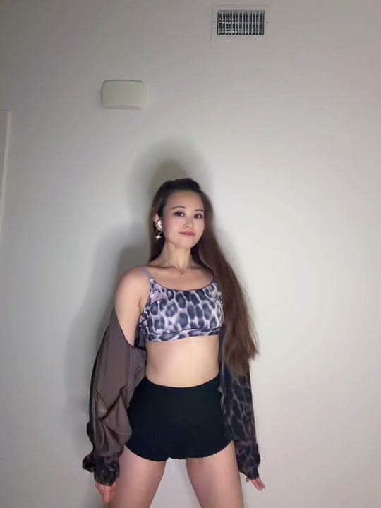 Post 4 by Sica C on TikTok (video)