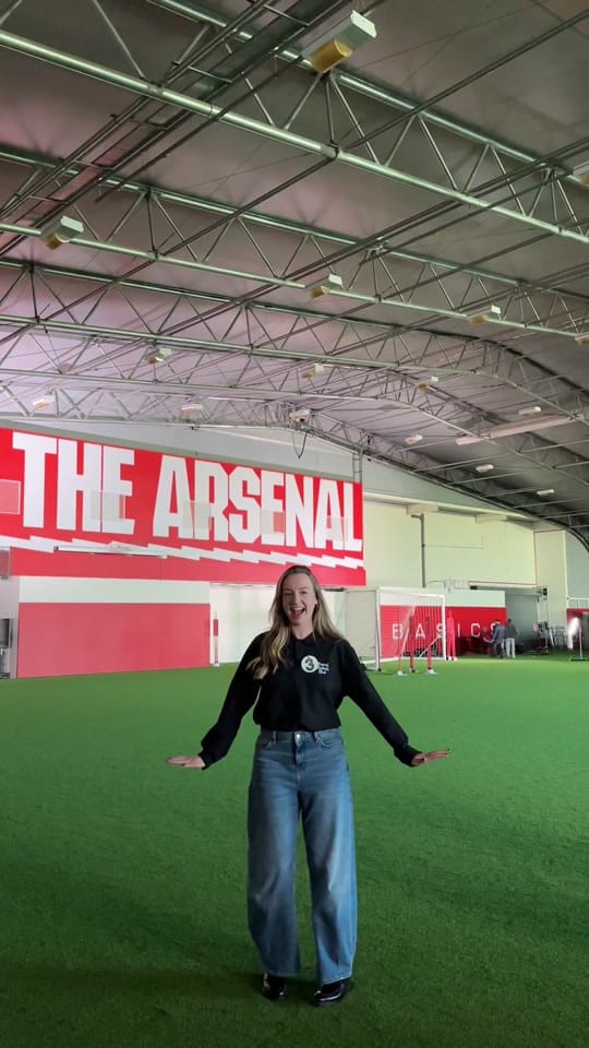 Post 5 by Lizzie Knott on TikTok (video)