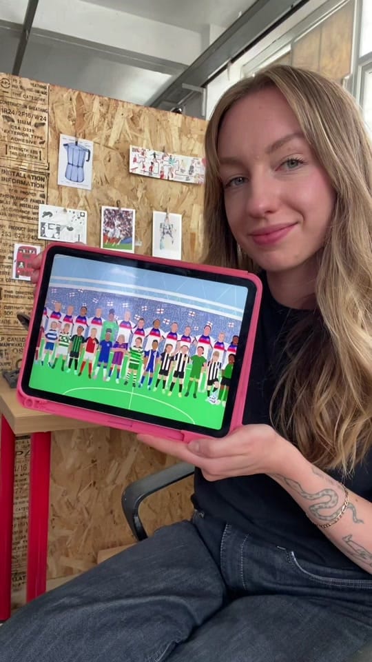 Post 8 by Lizzie Knott on TikTok (video)