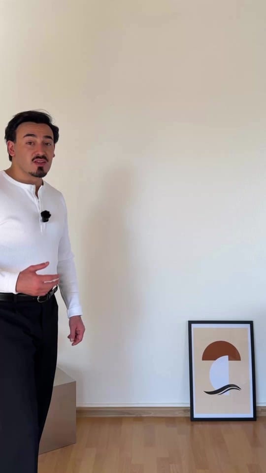 Post 5 by Meno on TikTok (video)