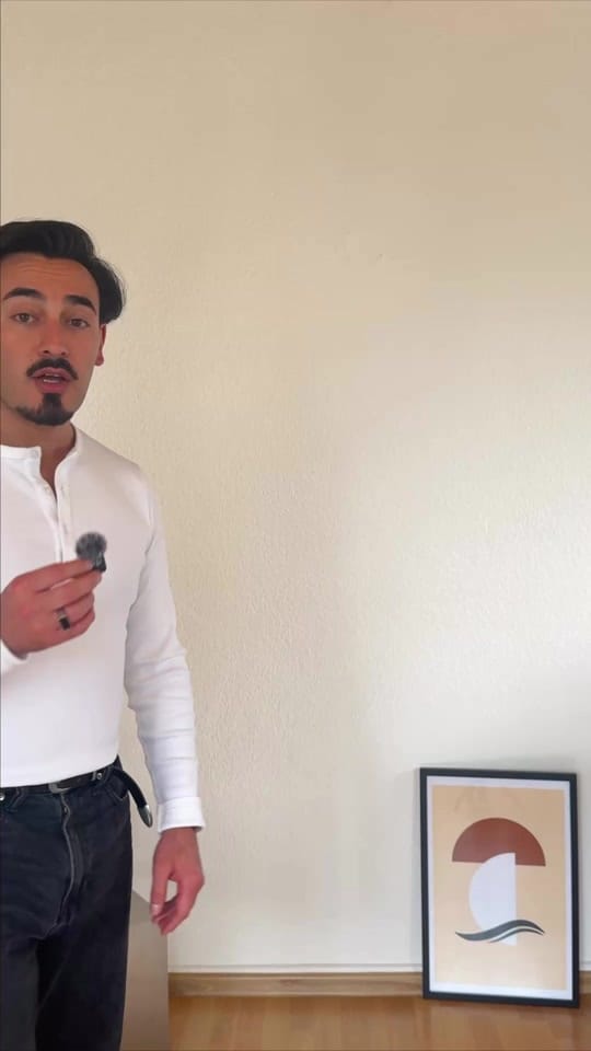 Post 3 by Meno on TikTok (video)