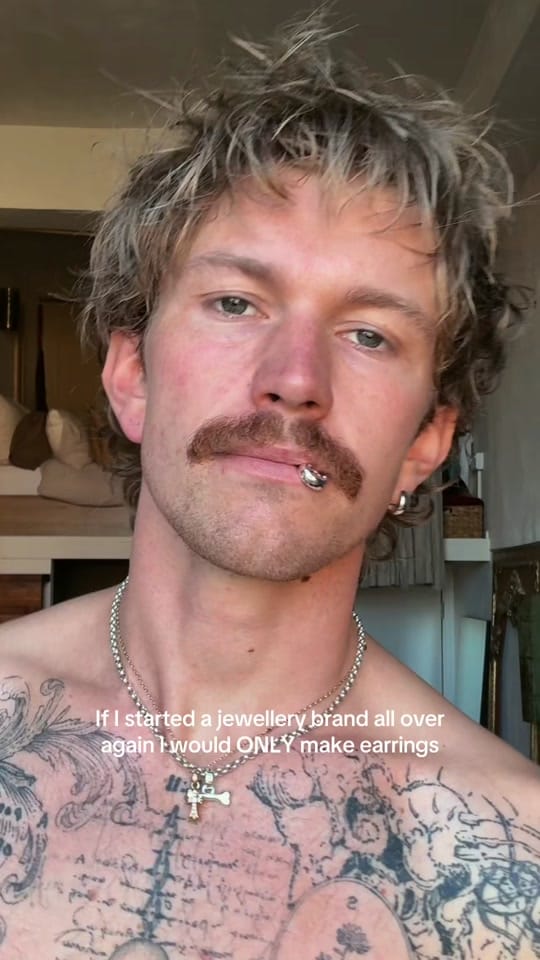 Post 8 by Josef on TikTok (video)