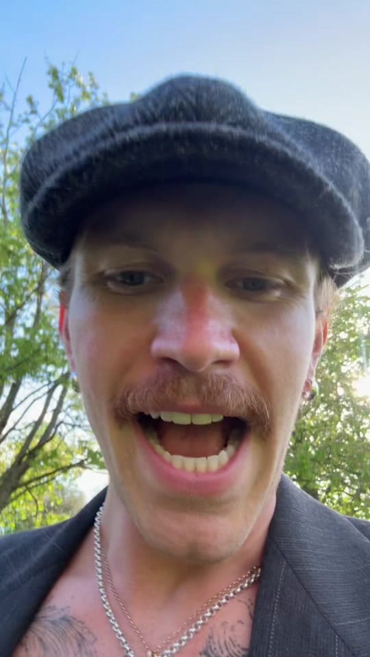 Post 10 by Josef on TikTok (video)
