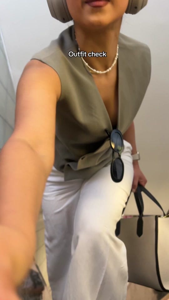 Post 10 by Saloua.lam on TikTok (video)