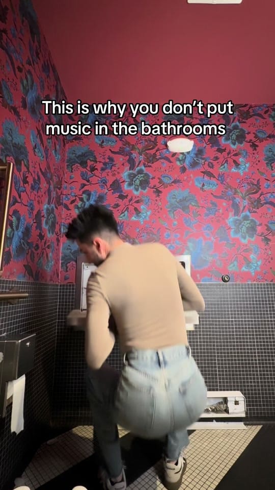 Post 8 by Orlando moonlight on TikTok (video)