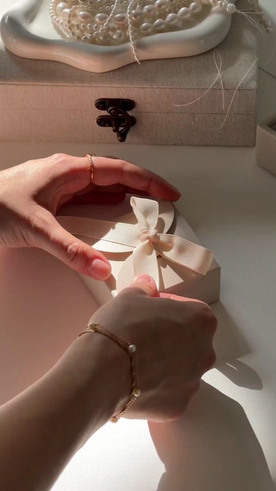 Post 2 by LILY & ROO on TikTok (video)